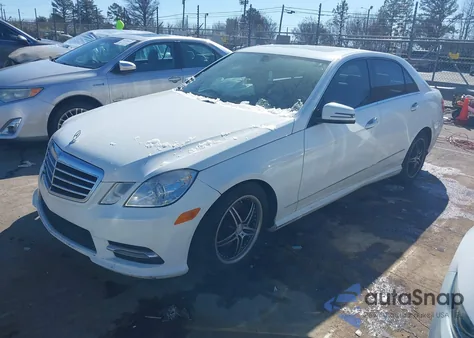 2013 Mercedes-Benz E 350 Bluetec из США, поврежденный, VIN WDDHF2EB3DA727985